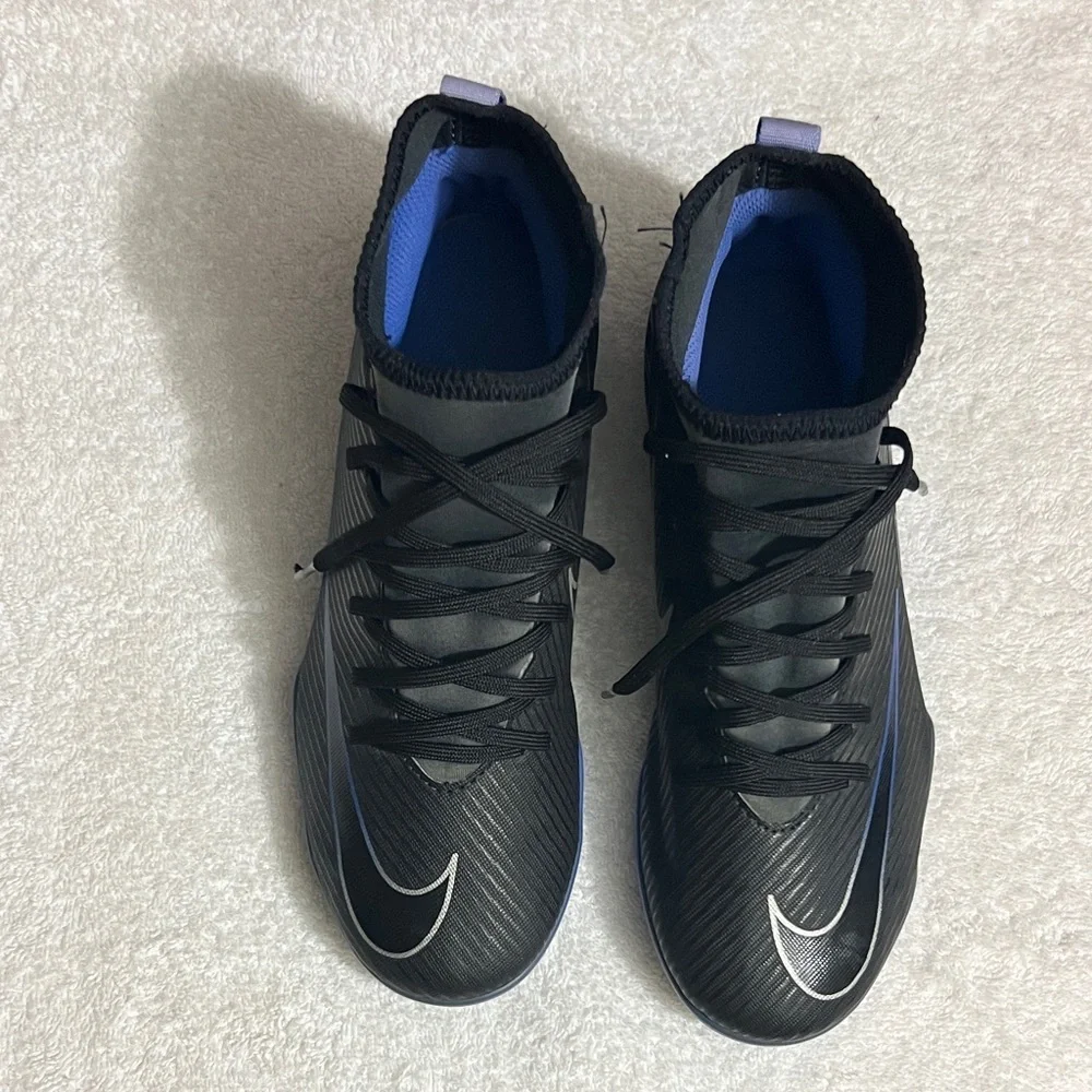 Nike Boy’s Black and Blue Soccer Athletic Shoes